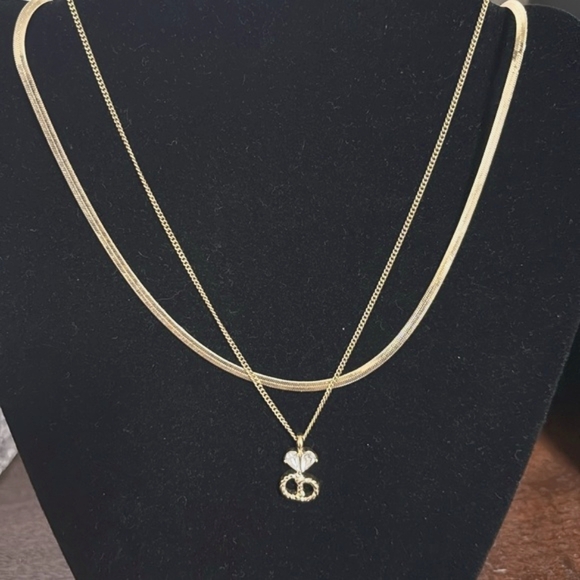 Auth💜  CHRISTIAN DIOR   Gold Tone Necklace W/ Dior dust bag - Picture 11 of 11